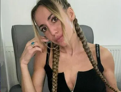 Marianna Schreiber OnlyFans Leaked Free Thumbnail Picture - #O6LViBP2iI