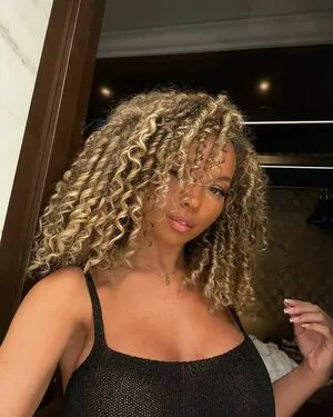 Maribellenaomi OnlyFans Leaked Free Thumbnail Picture - #Mckcmh5GS0