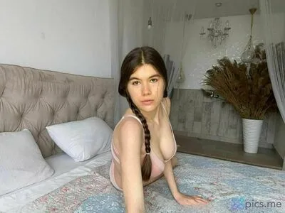Marichka18 OnlyFans Leaked Free Thumbnail Picture - #0SDTY2BTT7