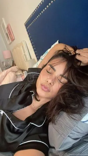 Maricielo Effio OnlyFans Leaked Free Thumbnail Picture - #Q58XYufD04