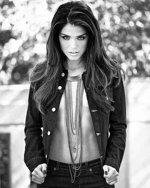 Marie Avgeropoulos OnlyFans Leaked Free Thumbnail Picture - #52ouEPj2Kl