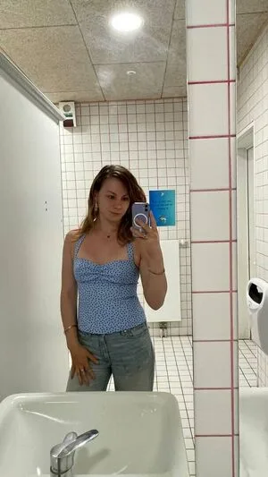 Marie Cornillon OnlyFans Leaked Free Thumbnail Picture - #E7XbdO1aQl