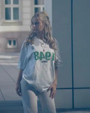 Marie Lbs OnlyFans Leaked Free Thumbnail Picture - #1LkqBWvmyy