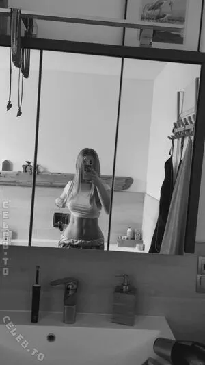 Marie Lbs OnlyFans Leaked Free Thumbnail Picture - #4cZAguiCZa