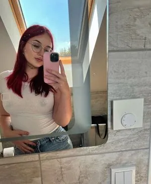 Marie Offixial666 OnlyFans Leaked Free Thumbnail Picture - #AG05NGgcNA