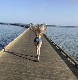 Marie Reim OnlyFans Leaked Free Thumbnail Picture - #otMWpolYF9