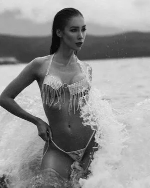 Marie The Re Se Kaiser OnlyFans Leaked Free Thumbnail Picture - #37r3fBD6JD