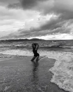 Marie The Re Se Kaiser OnlyFans Leaked Free Thumbnail Picture - #W2mTTb57S2