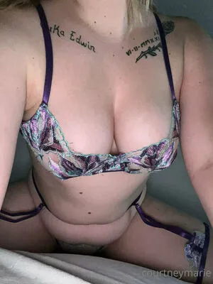 Marie42055 OnlyFans Leaked Free Thumbnail Picture - #DCWOk7mM9G