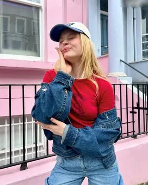 Marieejoan OnlyFans Leaked Free Thumbnail Picture - #30Ib1id7Qf