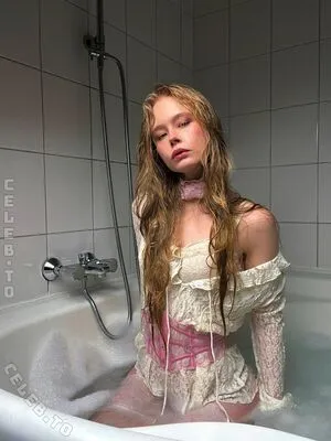 Marieejoan OnlyFans Leaked Free Thumbnail Picture - #3WszbOFJVU