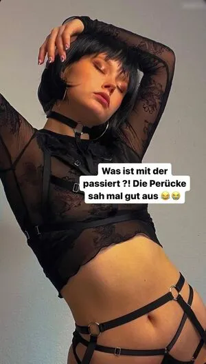 Marieejoan OnlyFans Leaked Free Thumbnail Picture - #4C0whdVpqw