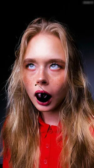 Marieejoan OnlyFans Leaked Free Thumbnail Picture - #985F3D9sNg