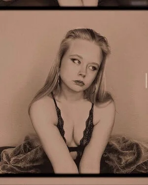 Marieejoan OnlyFans Leaked Free Thumbnail Picture - #AGuu6JMM2a