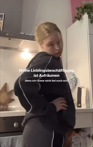 Marieejoan OnlyFans Leaked Free Thumbnail Picture - #BEyXXdOxsh