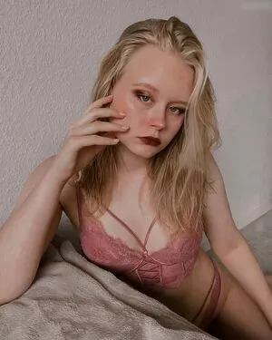 Marieejoan OnlyFans Leaked Free Thumbnail Picture - #CuaPZeLTHs