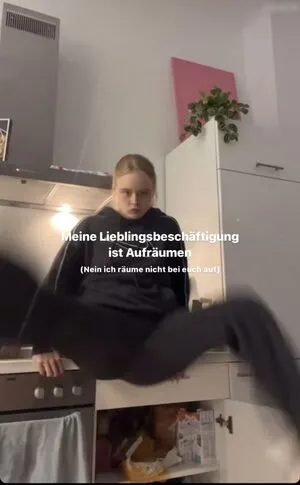 Marieejoan OnlyFans Leaked Free Thumbnail Picture - #RwX4qHQtsg