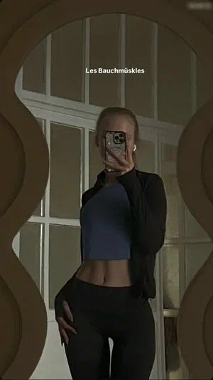 Marieejoan OnlyFans Leaked Free Thumbnail Picture - #VOGRjlO3hj