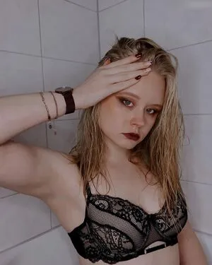 Marieejoan OnlyFans Leaked Free Thumbnail Picture - #sjKTPjG2Ah