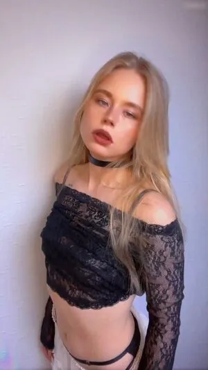 Marieejoan OnlyFans Leaked Free Thumbnail Picture - #y5cwLmA5tF