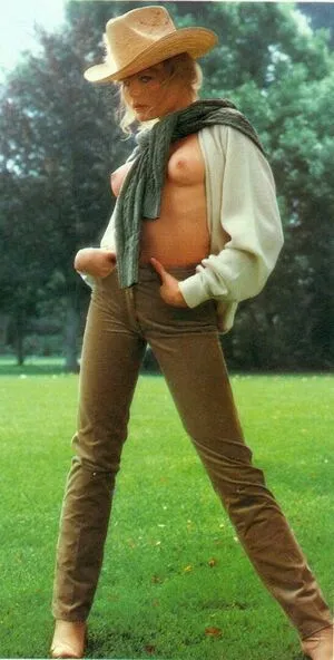 Mariel Hemingway OnlyFans Leaked Free Thumbnail Picture - #LtBM10UT9Z