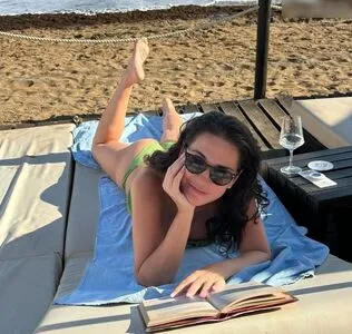 Mariella Ahrens OnlyFans Leaked Free Thumbnail Picture - #JFlAOTHJry