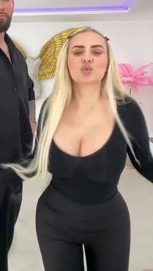 Marieluise Leder OnlyFans Leaked Free Thumbnail Picture - #08sLB402tG