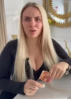Marieluise Leder OnlyFans Leaked Free Thumbnail Picture - #G321s5xVlt