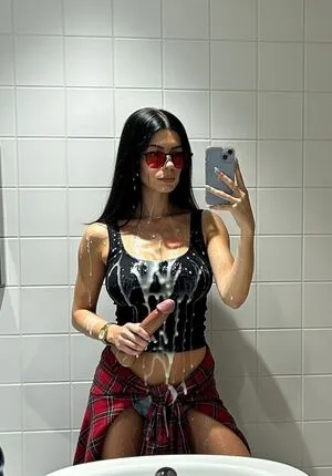 Marina Diamandis OnlyFans Leaked Free Thumbnail Picture - #7pQKXi7JqZ