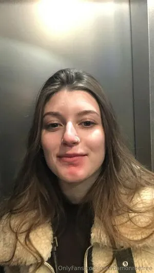 Marinamonroefree OnlyFans Leaked Free Thumbnail Picture - #RFWISfmfAx