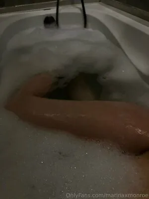 Marinamonroefree OnlyFans Leaked Free Thumbnail Picture - #URoatFIs0s