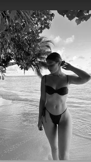 Marine Dauchez OnlyFans Leaked Free Thumbnail Picture - #Zfwnvmd0nd