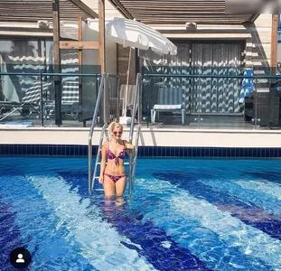 Marinka OnlyFans Leaked Free Thumbnail Picture - #VZTOBBDMun