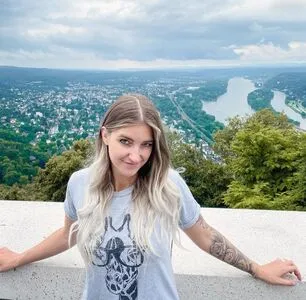 Marinka OnlyFans Leaked Free Thumbnail Picture - #eudIV050OB