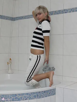 Marinka OnlyFans Leaked Free Thumbnail Picture - #gqeD75bii5