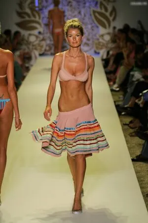 Marisa Miller OnlyFans Leaked Free Thumbnail Picture - #cH5slp2uJx