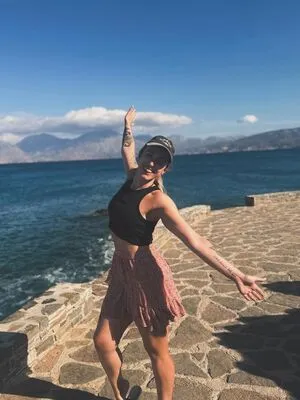 Marisa Rodriguez Singer OnlyFans Leaked Free Thumbnail Picture - #nnqwEiPSrk