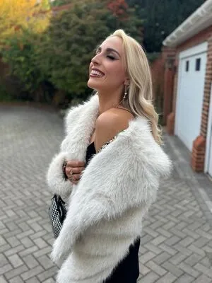 Marisa Rodriguez Singer OnlyFans Leaked Free Thumbnail Picture - #vhG8J5fOum