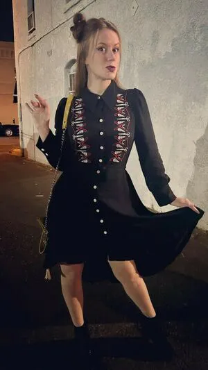 Marisha Ray OnlyFans Leaked Free Thumbnail Picture - #4QxeqEe1oZ