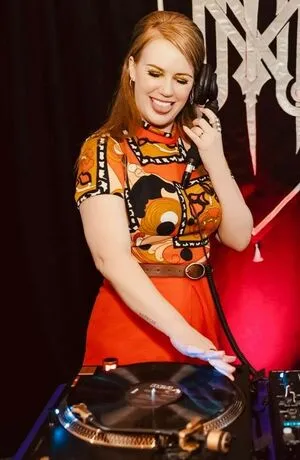 Marisha Ray OnlyFans Leaked Free Thumbnail Picture - #EcfUerov2g