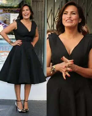 Mariska Hargitay OnlyFans Leaked Free Thumbnail Picture - #9pee1DiODw