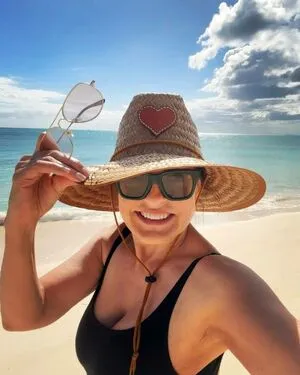 Mariska Hargitay OnlyFans Leaked Free Thumbnail Picture - #ICRg8xVD3F