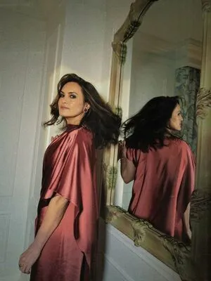 Mariska Hargitay OnlyFans Leaked Free Thumbnail Picture - #amamlClTUX