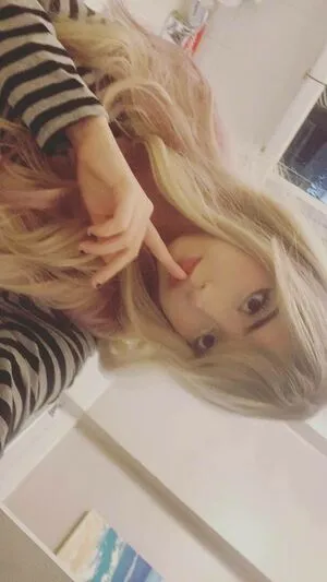 Marisnot12 OnlyFans Leaked Free Thumbnail Picture - #li8l5EohUT