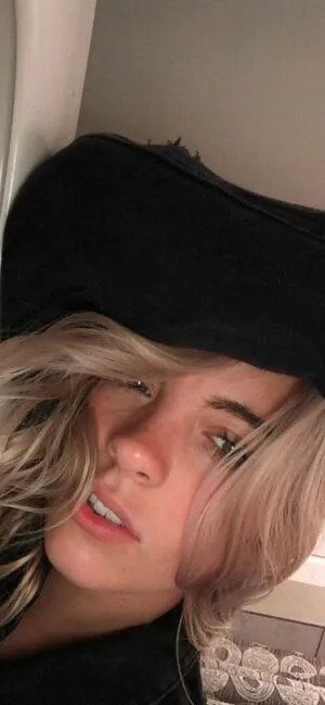 Marissa Eve OnlyFans Leaked Free Thumbnail Picture - #RzkzekncrO