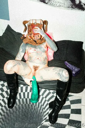 Marizombie666 OnlyFans Leaked Free Thumbnail Picture - #4ffaDzp18f