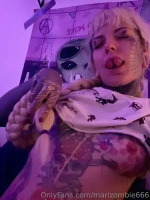 Marizombie666 OnlyFans Leaked Free Thumbnail Picture - #Z5DLaWCEe9