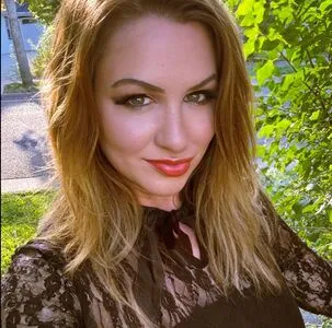 Marlyn Merlot OnlyFans Leaked Free Thumbnail Picture - #Qqf7dhkq87