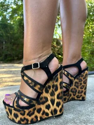 Marriedandheelsof OnlyFans Leaked Free Thumbnail Picture - #4JqKnaQl1s