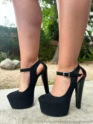 Marriedandheelsof OnlyFans Leaked Free Thumbnail Picture - #4z4skuCNX7